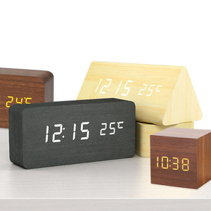Sveglia a LED in legno orologio da tavolo controllo vocale sveglia sveglia orologio digitale in legno sveglia USB/orologi alimentati tavolo decorazioni per la casa - Product Image 1