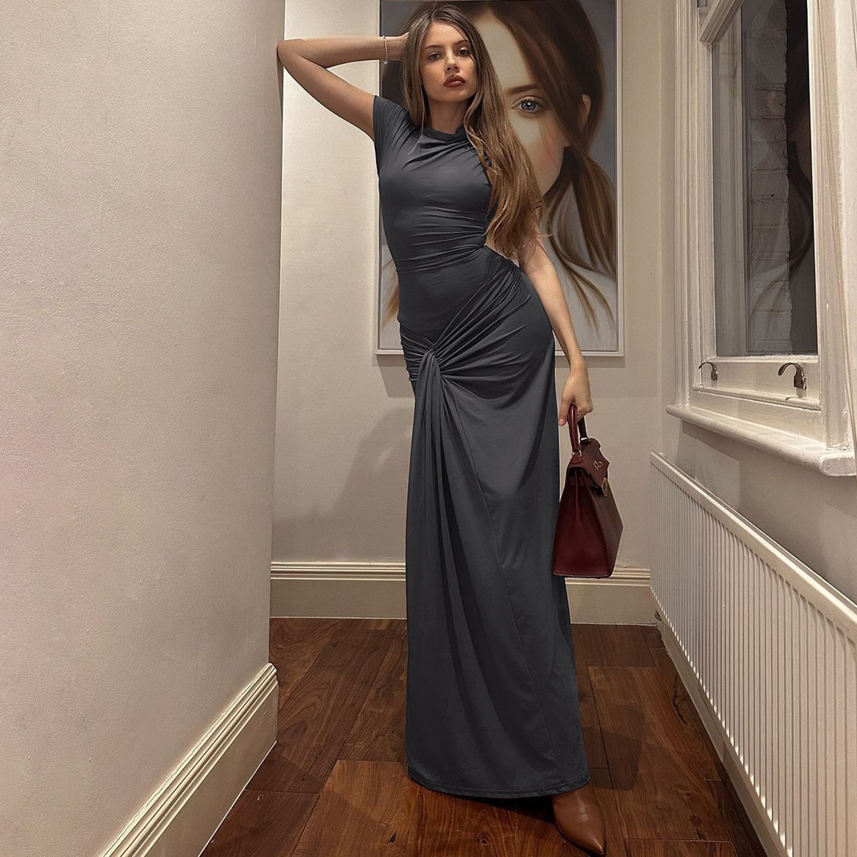 Gris foncé