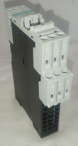 Módulo digital Plc 3UF73001AU000 nuevo y original; 4 entradas y salidas de relé 2 Nuevo controlador de programación PLC sin caja
