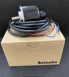 E50S8-40-3-T-24 - Encoder di Autonics, uscita incrementale del codificatore, 12-24VDC ± 5%, tipo di cavo assiale - Product Image 2