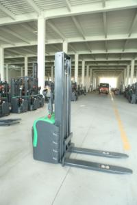 Shouwo 1.5t 2t Electric <strong>Stacker</strong> Pallet <strong>Stacker</strong> with <strong>USA</strong> Curtis Controller DC MOTOR PU Wheel Diesel Screw Compressor 7 (bar) 650 - Product Image 3