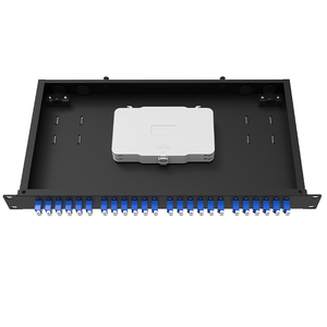 Placa de acero laminado en frío negro 1U de alta calidad, Panel de conexión de fibra óptica de red de logotipo personalizable con diseño colgante inferior - Product Image 2