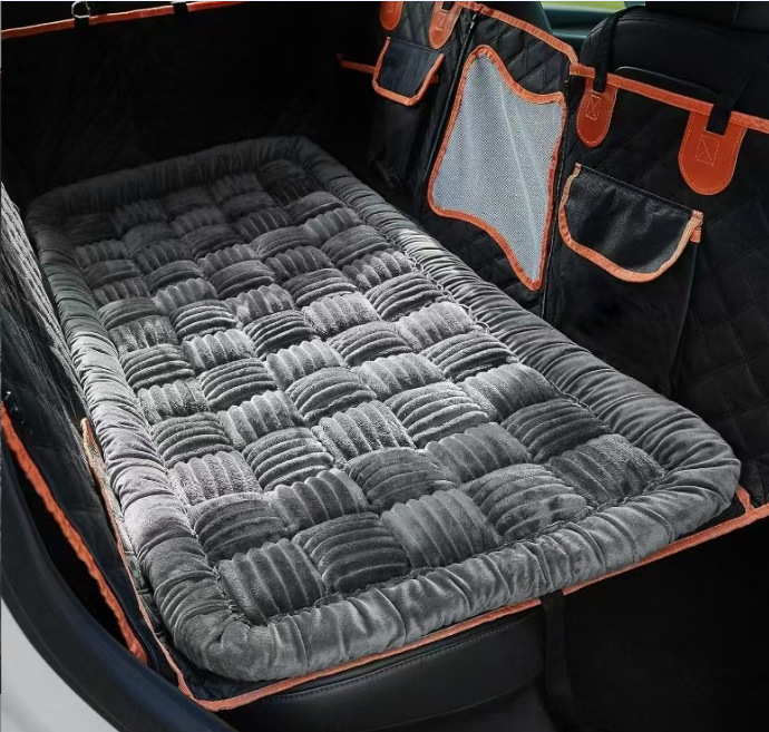 Tapis pour animaux de compagnie sur siège arrière de voiture, patchwork gris pur