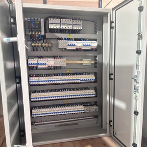 KML <span class=keywords><strong>IP55</strong></span>配电设备配电板三相控制板盒配电板