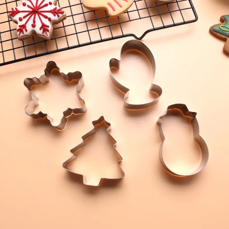 Biscuit Cutter Gloves Santa Claus Snowflake Tree Stainless Steel Cookie Cutter Christmas