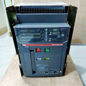 Per ABB SACE E2n20 E2n16 3/D per applicazioni di programmazione e controllo industriale PLC - Product Image 1