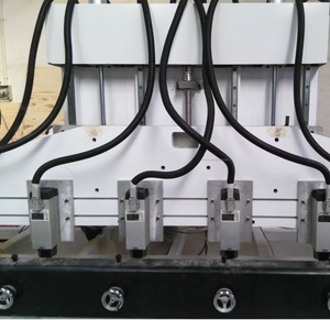 1325 CNC Router com Uma Cabeça e Oito Eixo Venda Quente Cortador De Madeira CNC Rota Desktop Fresadora