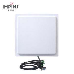 Impinj E710 integrato a lungo raggio UHF RFID lettore 30m incorporato 12dbi Antenna di guadagno relè USB TCP IP interfaccia per il controllo accessi