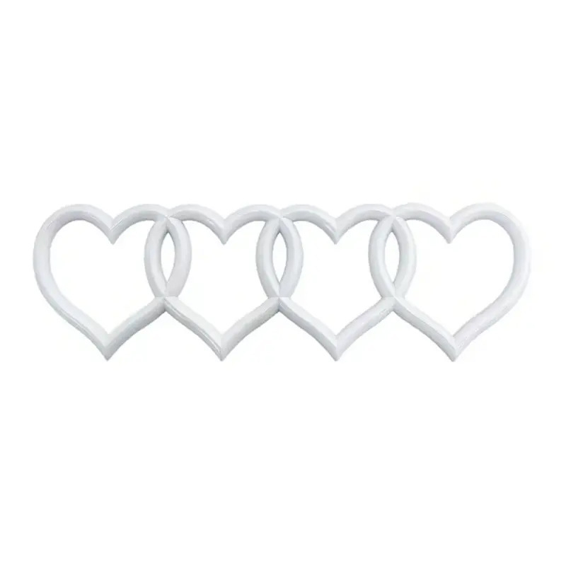 Quatre anneaux d'amour blanc