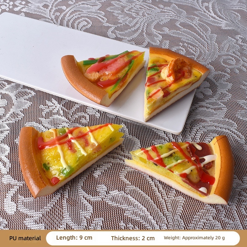 Petite tranche de pizza aléatoire