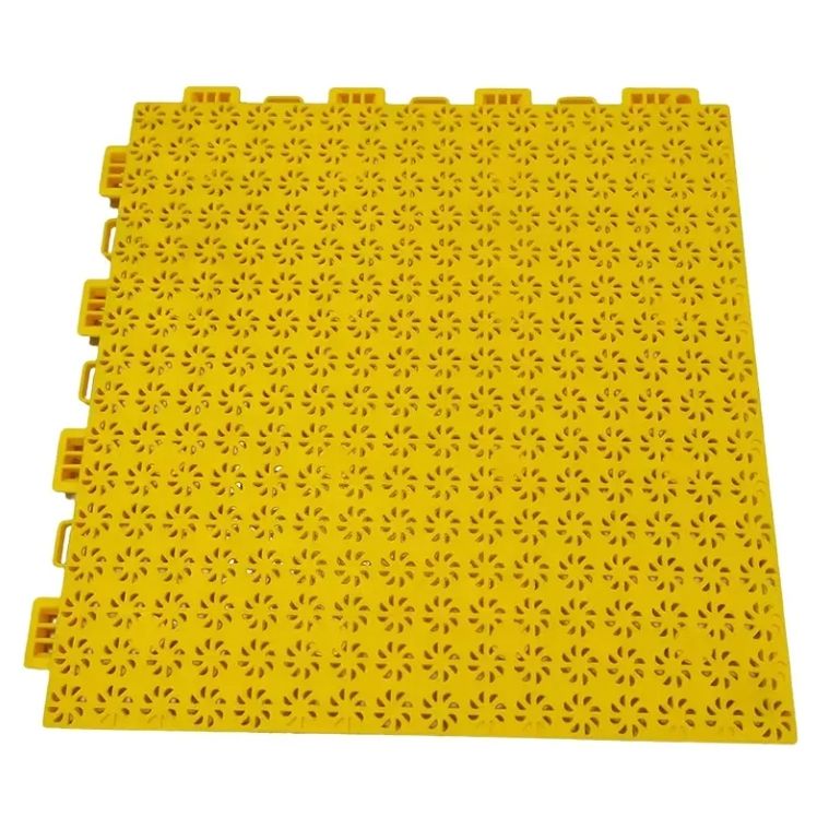 สีเหลือง