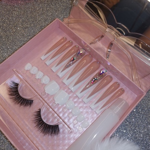 ขนตาปลอมปลายเล็บและนิ้วเท้า,ชุดกดบนเล็บแบบเลือกได้ - Product Image 1