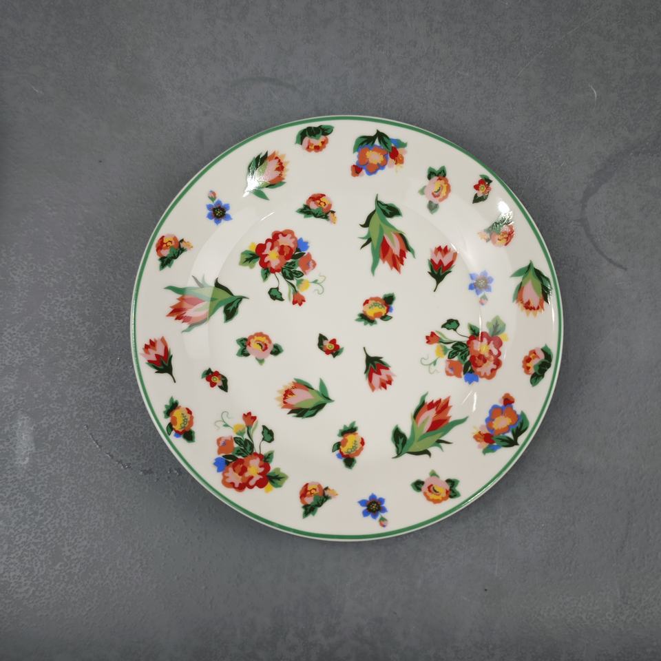 Full Fancy Flower Decal New Bone China Hot Selling 30pcs Dinnerware Set Exquisite Design for Party 4