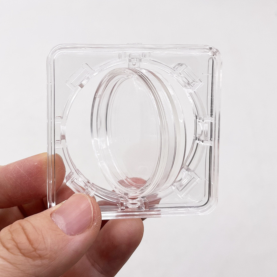 boîtier en plastique