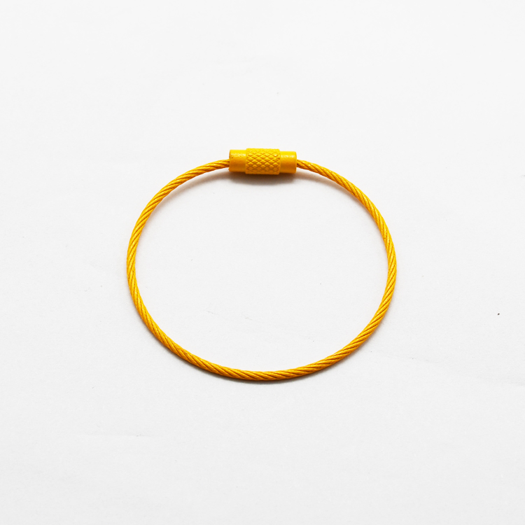 C09
