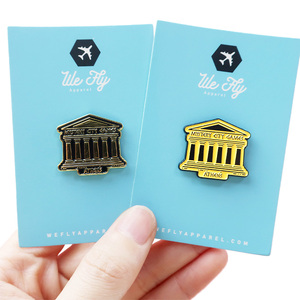 Özel logo tasarımcı kıyafetleri broş şapka pin yumuşak emaye iğne metal rozeti şehir yaka pin