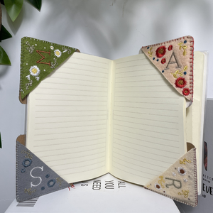 多英三角毡绣花26个字母护角中国十字绣布艺绣花书签 - Product Image 5