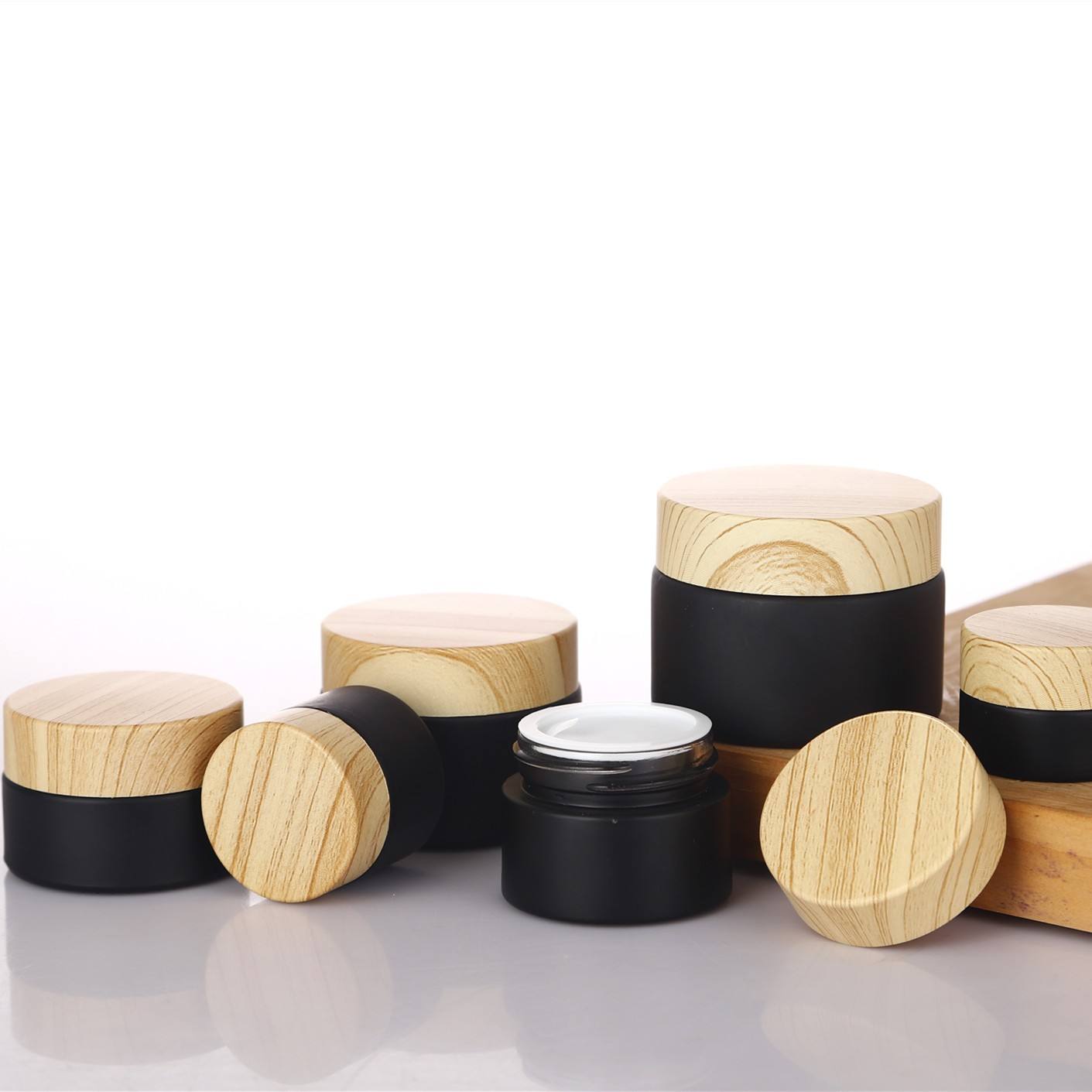 สีดำด้าน