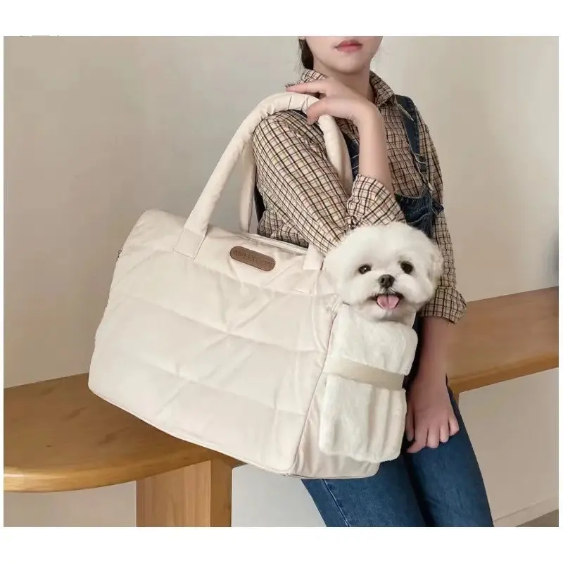 Luxury Multi-function Custom Color Logo Puppy Carrier Bag Soft Pet Carrier Dog Cat Pet Travel Bag for Outdoor