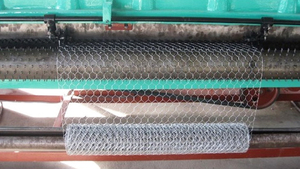 Gabion Mesh <strong>Hexagonal</strong> <strong>Wire</strong> <strong>Netting</strong> <strong>Machine</strong> for Bird Cages Stone Cages <strong>Hexagonal</strong> <strong>Wire</strong> Mesh Making <strong>Machine</strong> - Product Image 5