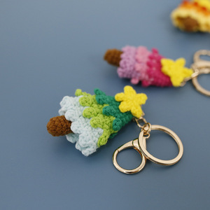 时尚圣诞树钥匙扣手工多色钩针钥匙扣为女孩节日珠宝 - Product Image 3