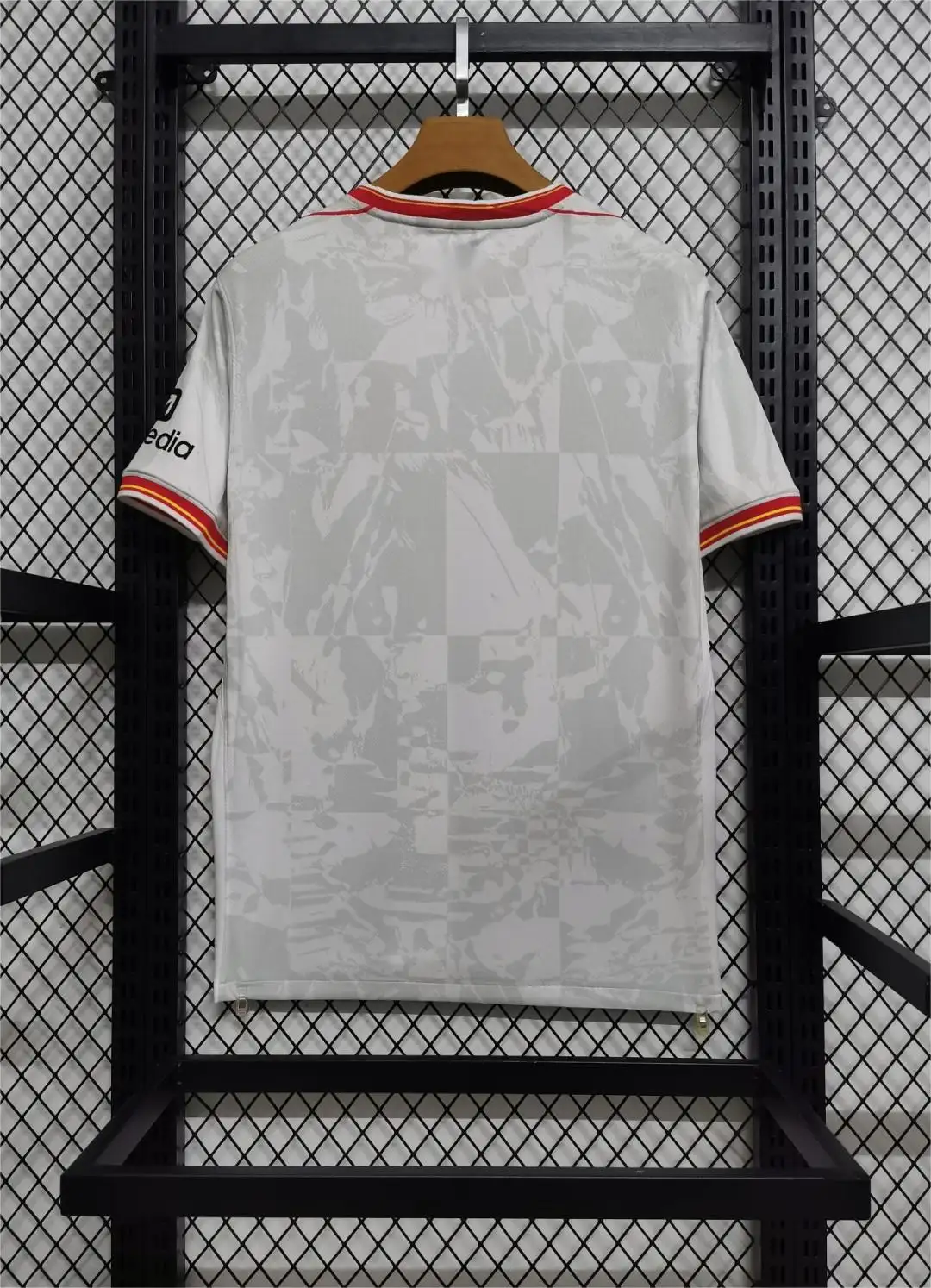 Grosir Baru 24 25 kaus penggemar sepak bola terlaris kaus sepak bola asli Jersey kustom desain pria Jersey sepak bola Retro