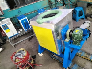 160kw Horno de fusión por inducción 100kg 150 kg Capacidad Horno de fusión