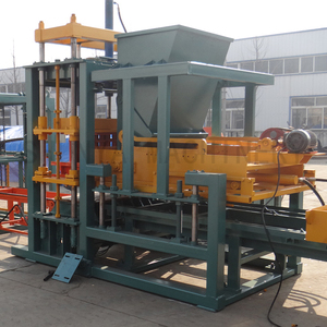 Maquinaria de ladrillo de alta velocidad, máquina de fabricación de bloques de enclavamiento de pavimentación hueca de cemento de hormigón de QT5-20 - Product Image 3