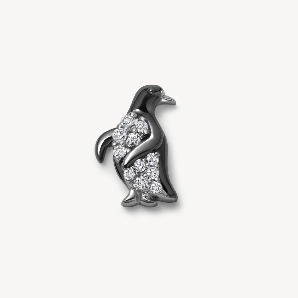 Charm de pingüino dorado solamente