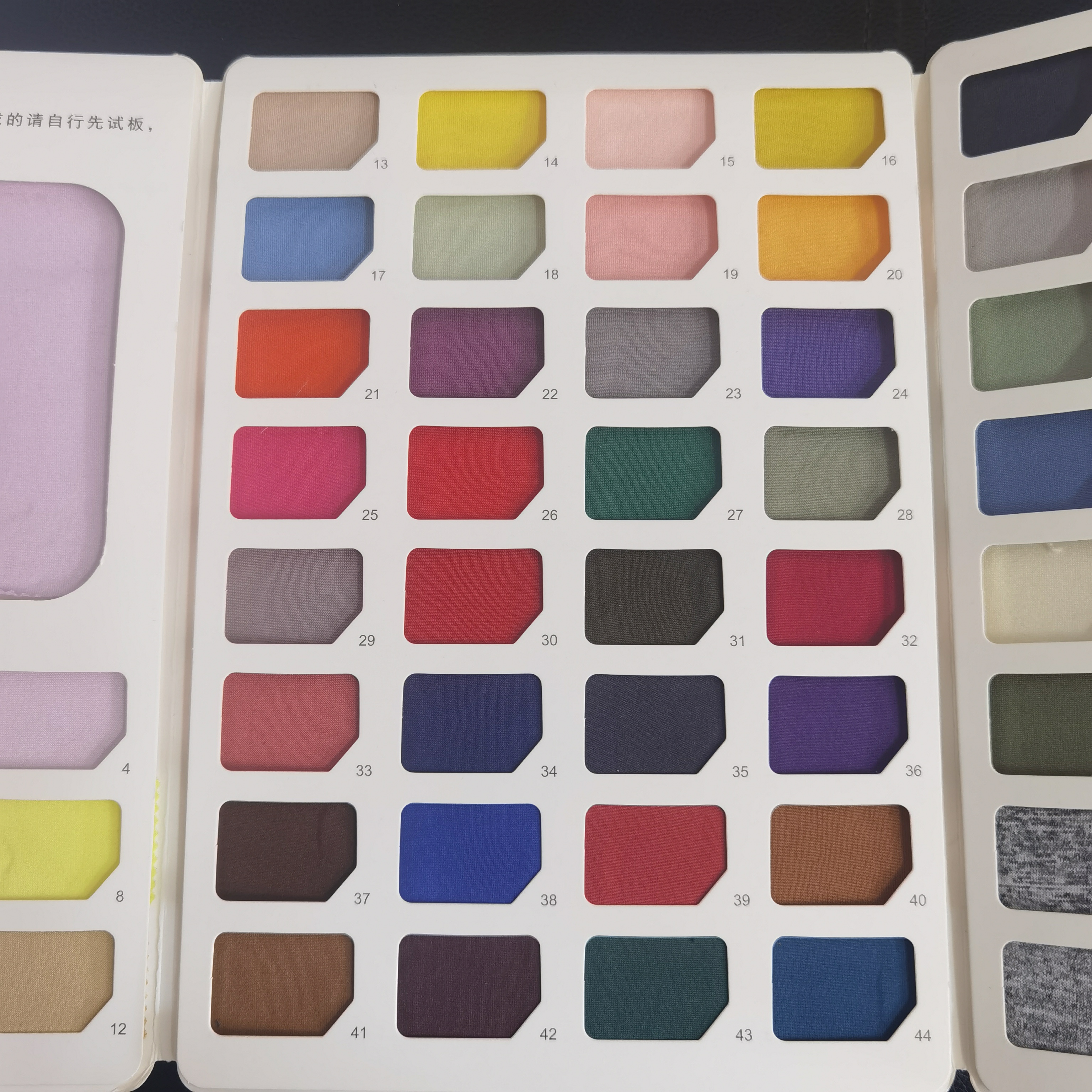 Altri colori solidi 2