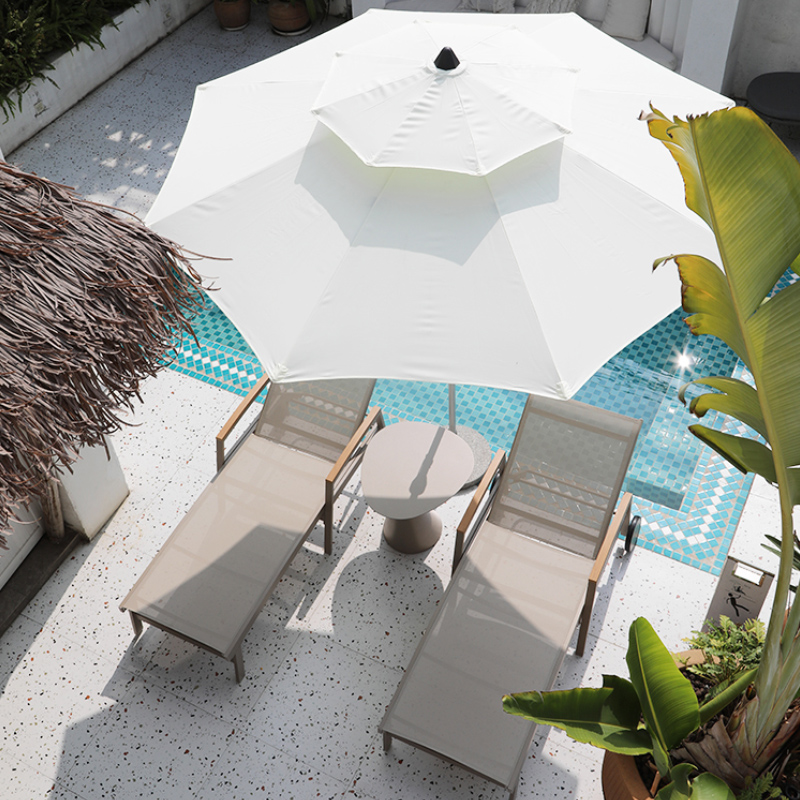 Bed 2 small tea tables 2.7 meters double top milan umbrella