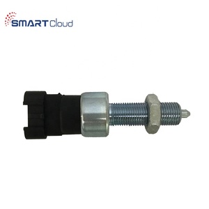 自动车灯开关自动开关照明系统倒档传感器4858072 Iveco卡车倒车灯开关 - Product Image 6