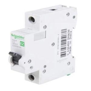 Nuova e originale scatola Plc di 12 X EZ9F66106 Easy9 6A polo singolo 6kA C curva MCB (63) PLC Controller di programmazione - Product Image 1