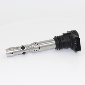 イグニッションコイルOEM06A905115R 06B905115H 0986221024 UF411 FOR Audi A3 A4 <span class=keywords><strong>A6</strong></span> VW Golf Bora Passat <span class=keywords><strong>Skoda</strong></span> Octaviaイグニッションコイル点火