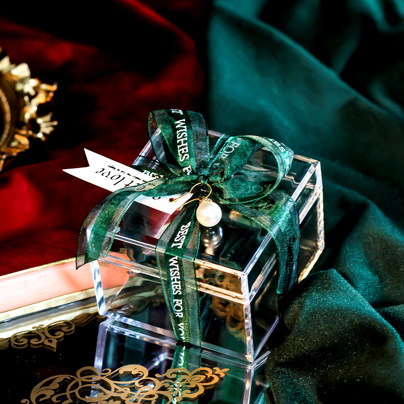 Green-including ribbon + sweet love card