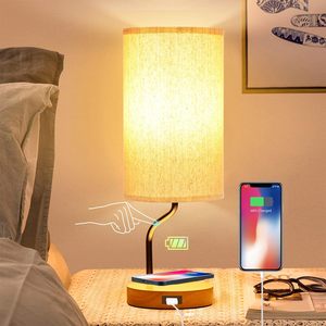Novità lampada da tavolo di ricarica Wireless con porta USB 3 vie dimmerabile in tessuto di lino lampada Smart <span class=keywords><strong>LED</strong></span> Touch Control lampada da lettura comodino