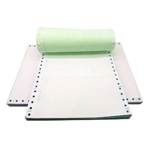 Rollo de papel sin carbón continuo de embalaje personalizado OEM 55 Gsm papel sin carbón de 4 capas para ordenador con diferentes colores