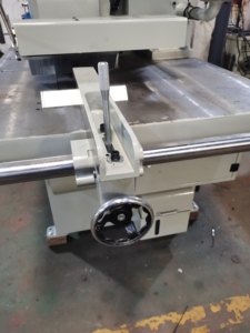 MJ153 otomatik kenar kesme alt düz çizgi tek rip testere tablosu - Product Image 5