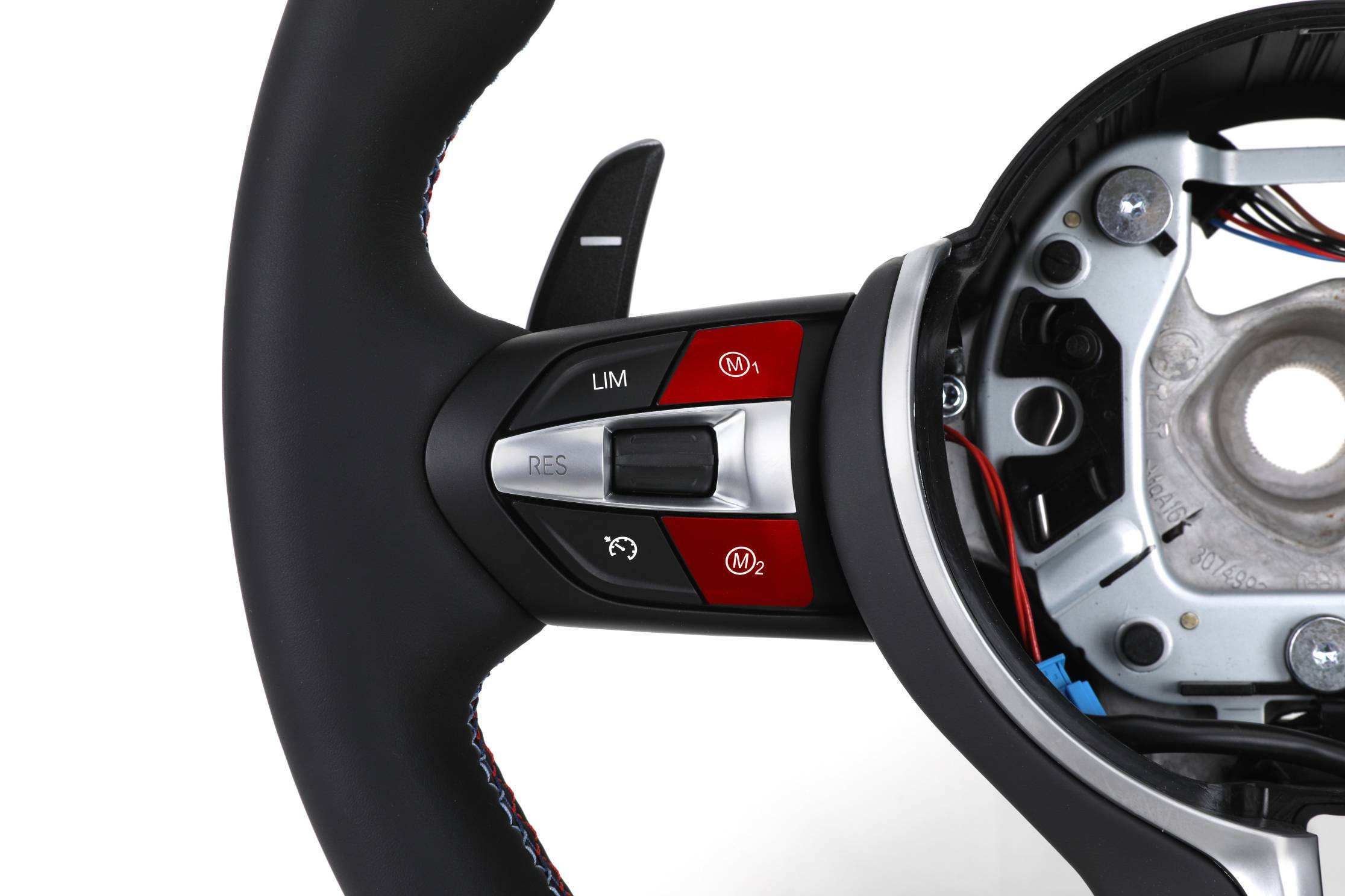 Bouton rouge M1 M2