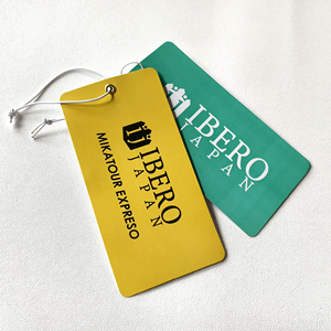 CF-Private Brand Pendurar <span class=keywords><strong>Tags</strong></span> Designer logotipo Personalizado Impresso Etiquetas De Vestuário De Papelão Hangtag Etiquetas De Papel para Roupas
