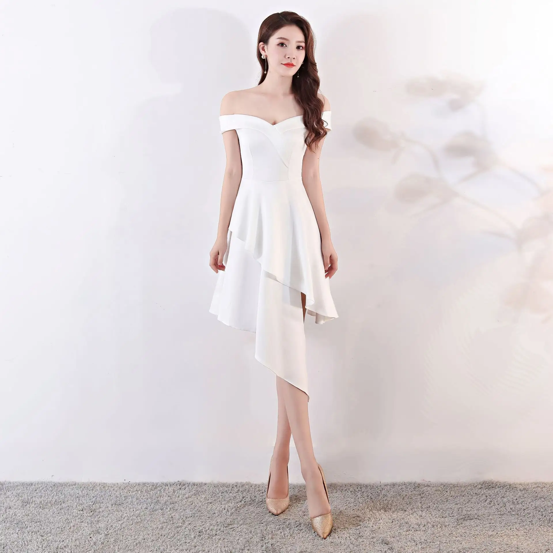 bridesmaid dresses Asymmetrical Cap Sleeve Short A-line Zipper-up Open White Woman Evening Dress Fashion Korean Party skirt