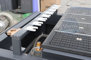 Máquina enrutadora Cnc Atc 1325, cambiador de herramientas automático lineal de 3 ejes, maquinaria de grabado Cnc de madera para fabricación de armarios de muebles - Product Image 5