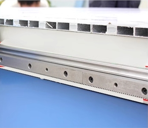 Venta al por mayor de fábrica, máquina anidadora CNC automática, enrutador de grabado de corte CNC para muebles de Panel - Product Image 6
