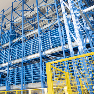Scaffalature per sistemi di stoccaggio e recupero automatizzati ad alta efficienza (ASRS) per la logistica del magazzino-risparmio di spazio - Product Image 1