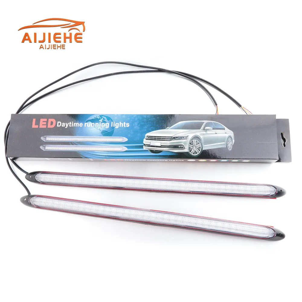 Un ensemble de 2 jeux de feux de jour à LED pour voiture, clignotants à flux automatique, accessoires de style de voiture, lumière LED couleur multimode