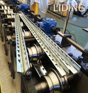Scaffali per supermercati completamente automatici industriali Rack di stoccaggio Roll Forming Machine steel Storage shelf roll forming machine - Product Image 2