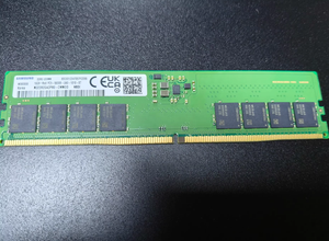 Memória de Desktop Usada 16GB DDR5 ECC 5600MHz M323R2GA3DB0-CWM de Alta Velocidade para Jogos e Escritório - Product Image 3