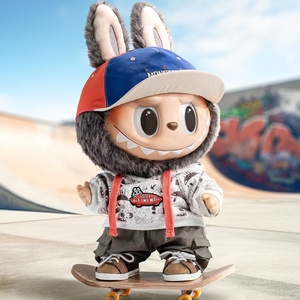 The Labubu Vans Collaboration Style Rubber Doll Is a Table Decorative Item Suitable for Both Boys and Girls to Collect.