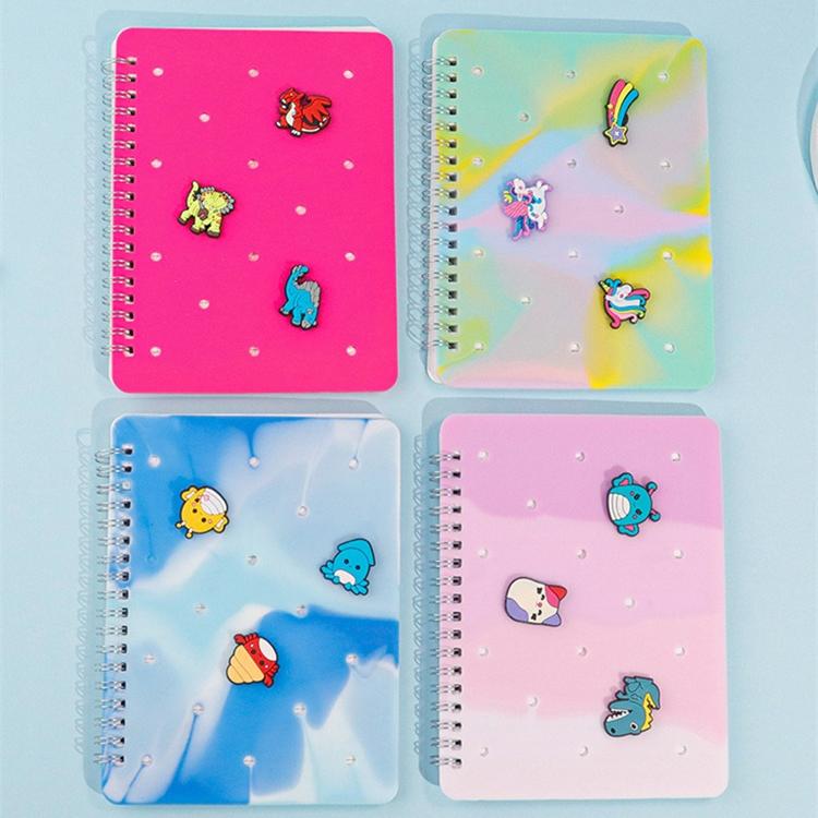 มีสีสัน