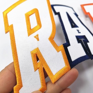 Tùy chỉnh giải quyết Polyester Twill vải thêu thư Tên Logo sắt trên các bản vá lỗi - Product Image 3